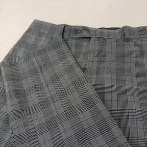 Calvin Klein 34x32 Mens Pants Slacks Trousers Gray Plaid Slim **Actual 32x31 **